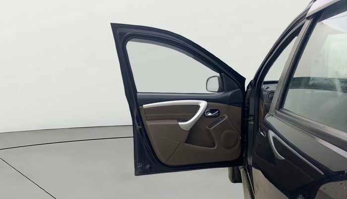 2016 Renault Duster 85 PS RXZ DIESEL, Diesel, Manual, 97,900 km, LHS Front Door