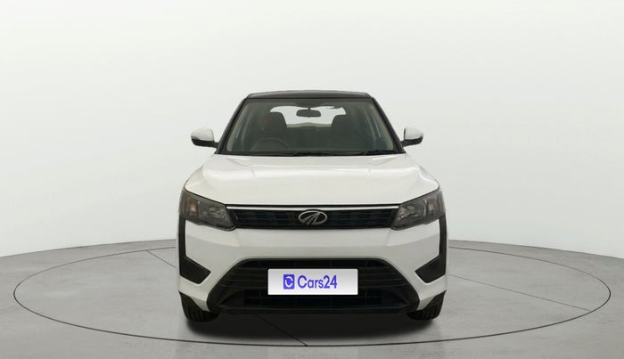 2021 Mahindra XUV300 W4 1.2 PETROL, Petrol, Manual, 29,450 km, Front