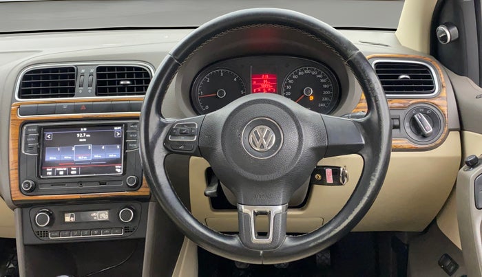 2012 Volkswagen Vento HIGHLINE DIESEL 1.6, Diesel, Manual, 78,935 km, Steering Wheel Close Up