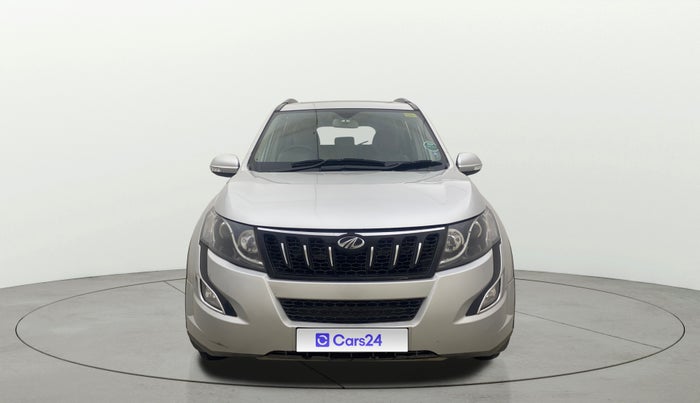 2017 Mahindra XUV500 W10, Diesel, Manual, 82,295 km, Front