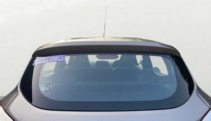 2017 Renault Kwid RXT 1.0, Petrol, Manual, 72,218 km, Rear Windshield