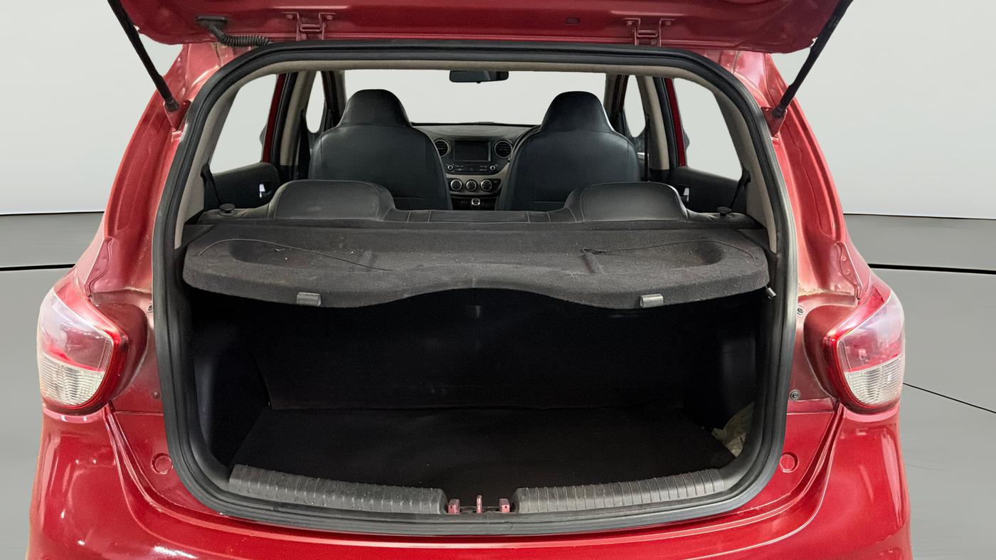 2018 Hyundai Grand i10 SPORTZ 1.2 KAPPA VTVT, Petrol, Manual, 30,070 km, Boot Open Zoomed View