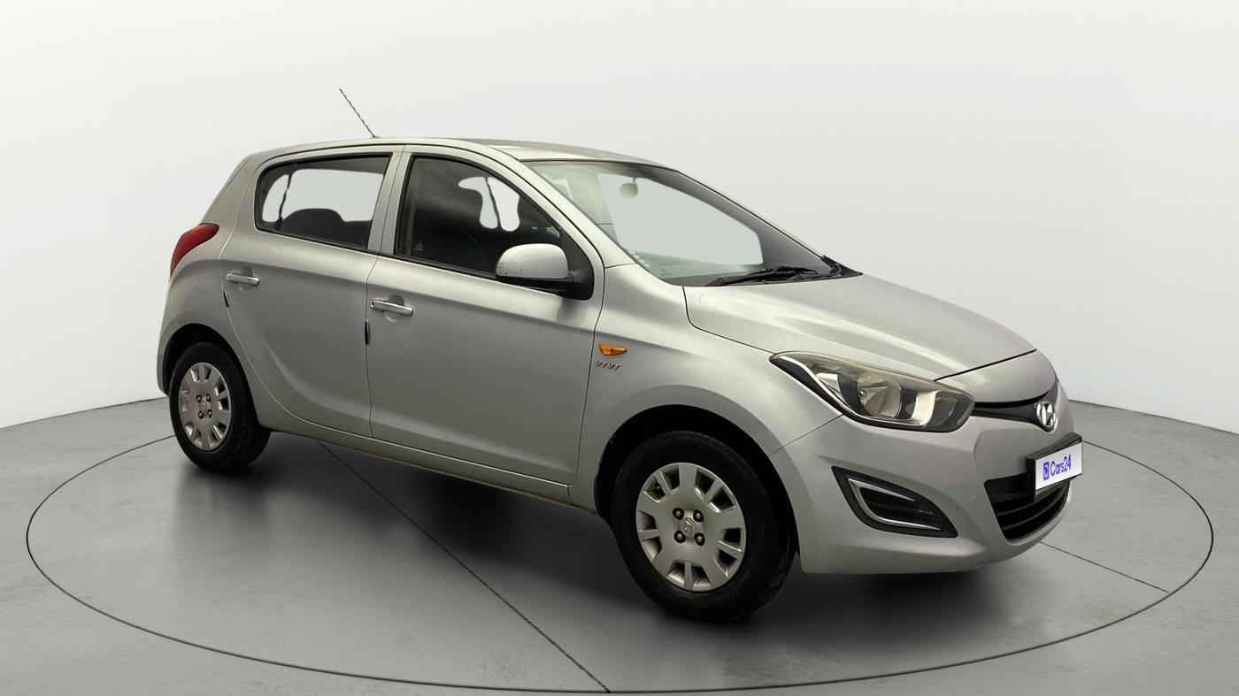 2013 Hyundai i20 MAGNA 1.2, Petrol, Manual, 98,919 km, Right Front Diagonal