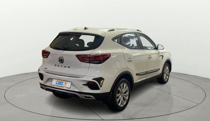 2022 MG ASTOR SMART 1.5 MT, CNG, Manual, 46,594 km, Right Back Diagonal