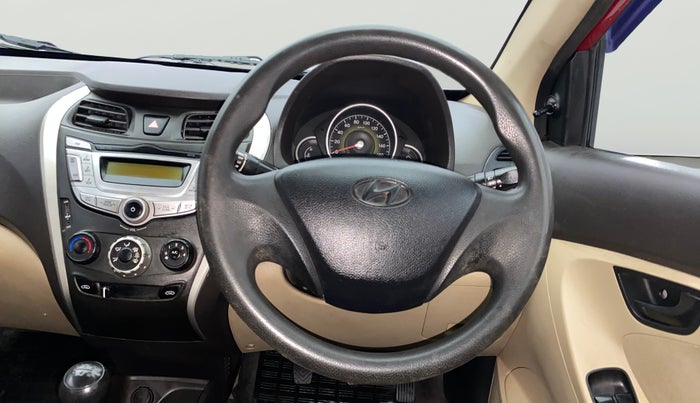 2015 Hyundai Eon MAGNA +, Petrol, Manual, 66,342 km, Steering Wheel Close Up