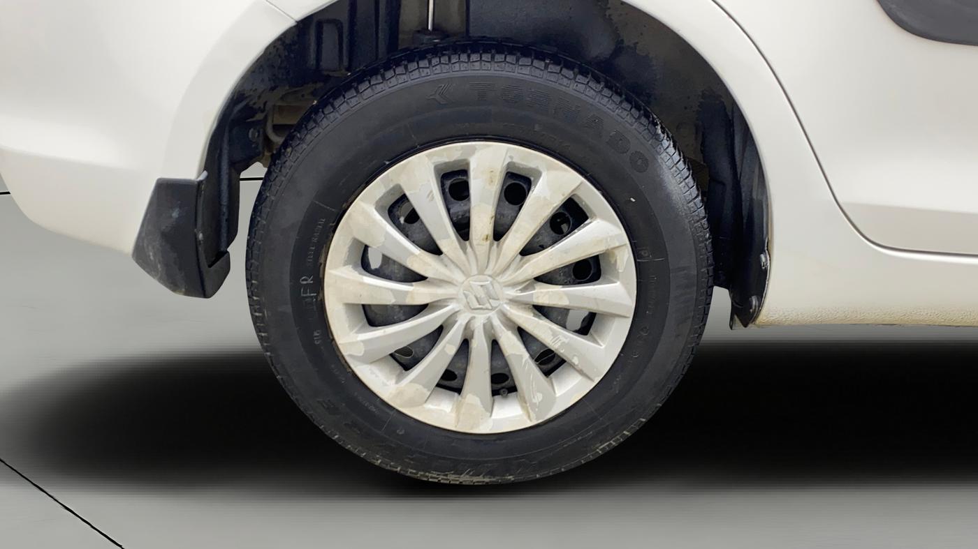 2015 Maruti Swift Dzire VXI, Petrol, Manual, 36,170 km, Right Rear Wheel