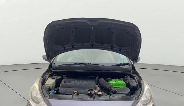 2012 Hyundai Verna FLUIDIC 1.4 CRDI, Diesel, Manual, 1,35,592 km, Open Bonet