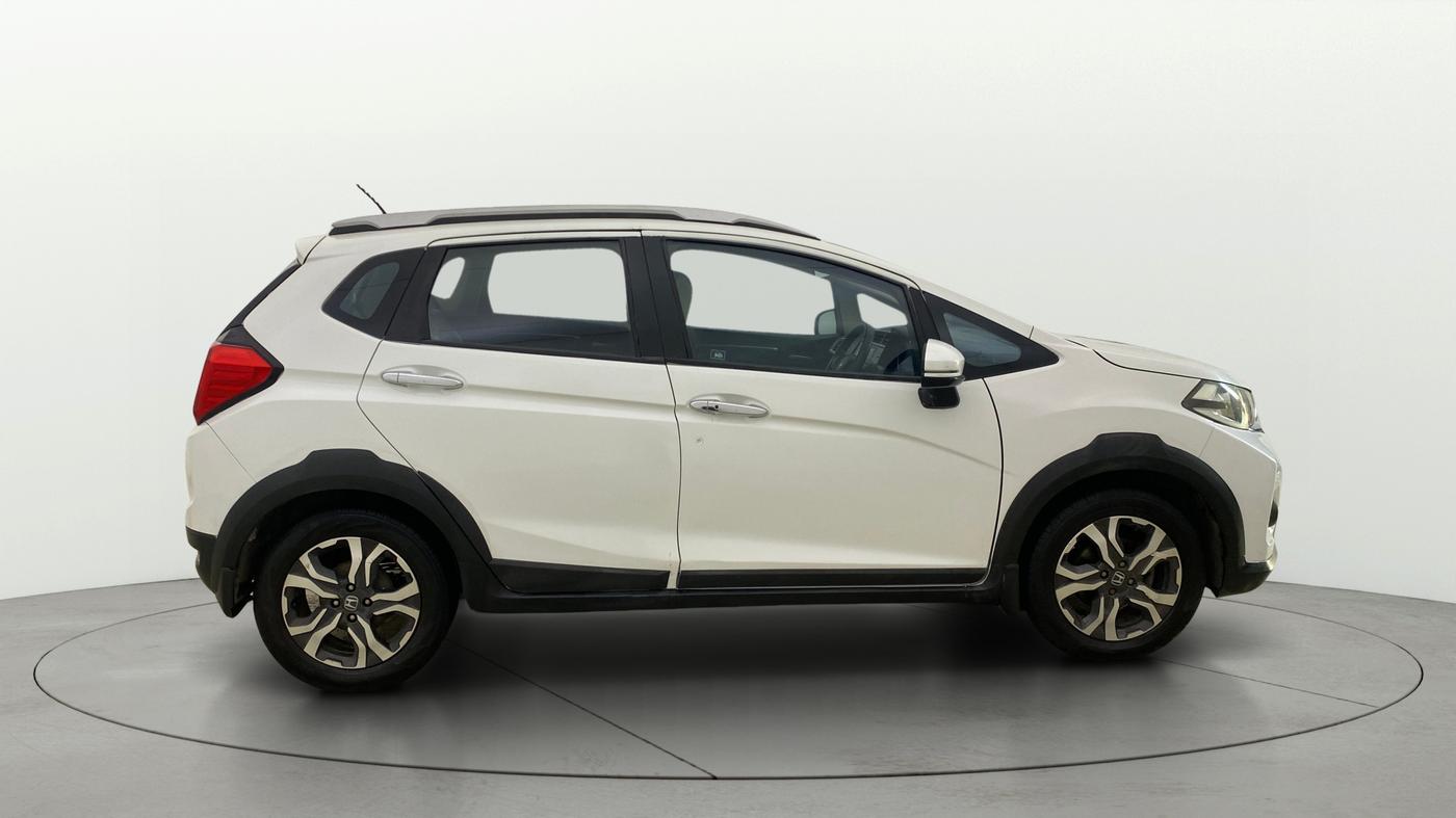 2017 Honda WR-V 1.5L I-DTEC VX MT, Diesel, Manual, 46,389 km, Right Side View