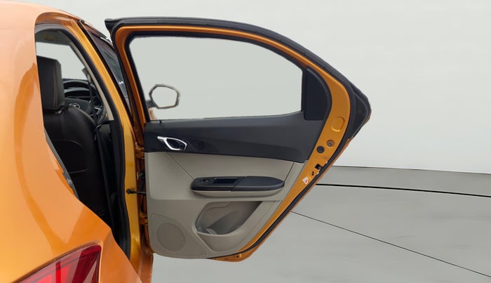 2016 Tata Tiago XZ PETROL, Petrol, Manual, 64,967 km, RHS Rear Door