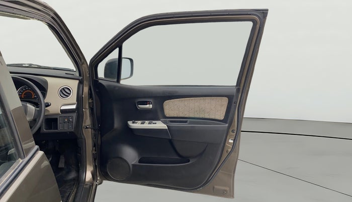 2016 Maruti Wagon R 1.0 VXI AMT, Petrol, Automatic, 57,362 km, RHS Front Door