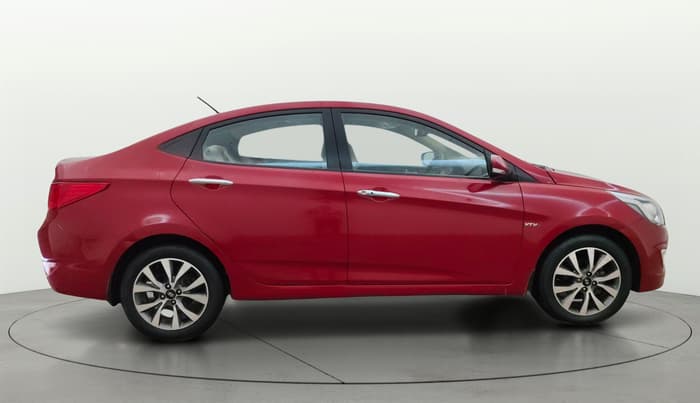 2015 Hyundai Verna FLUIDIC 4S 1.6 VTVT S(O), Petrol, Manual, 30,287 km, Right Side View