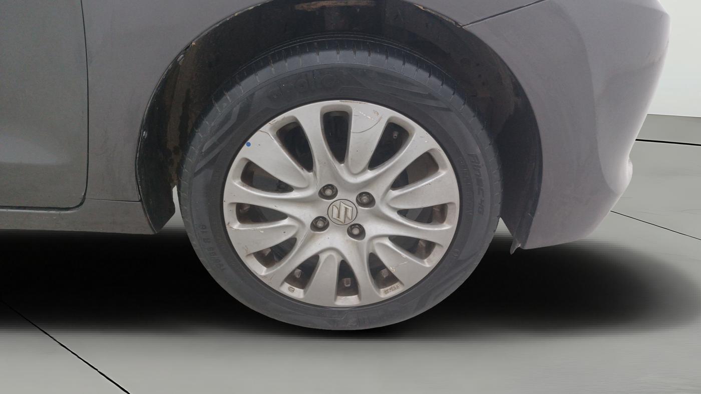 2018 Maruti Baleno ALPHA PETROL 1.2, Petrol, Manual, 62,113 km, Right Front Wheel