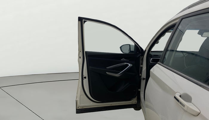 2019 MG HECTOR SHARP 1.5 DCT PETROL, Petrol, Automatic, 1,04,398 km, LHS Front Door