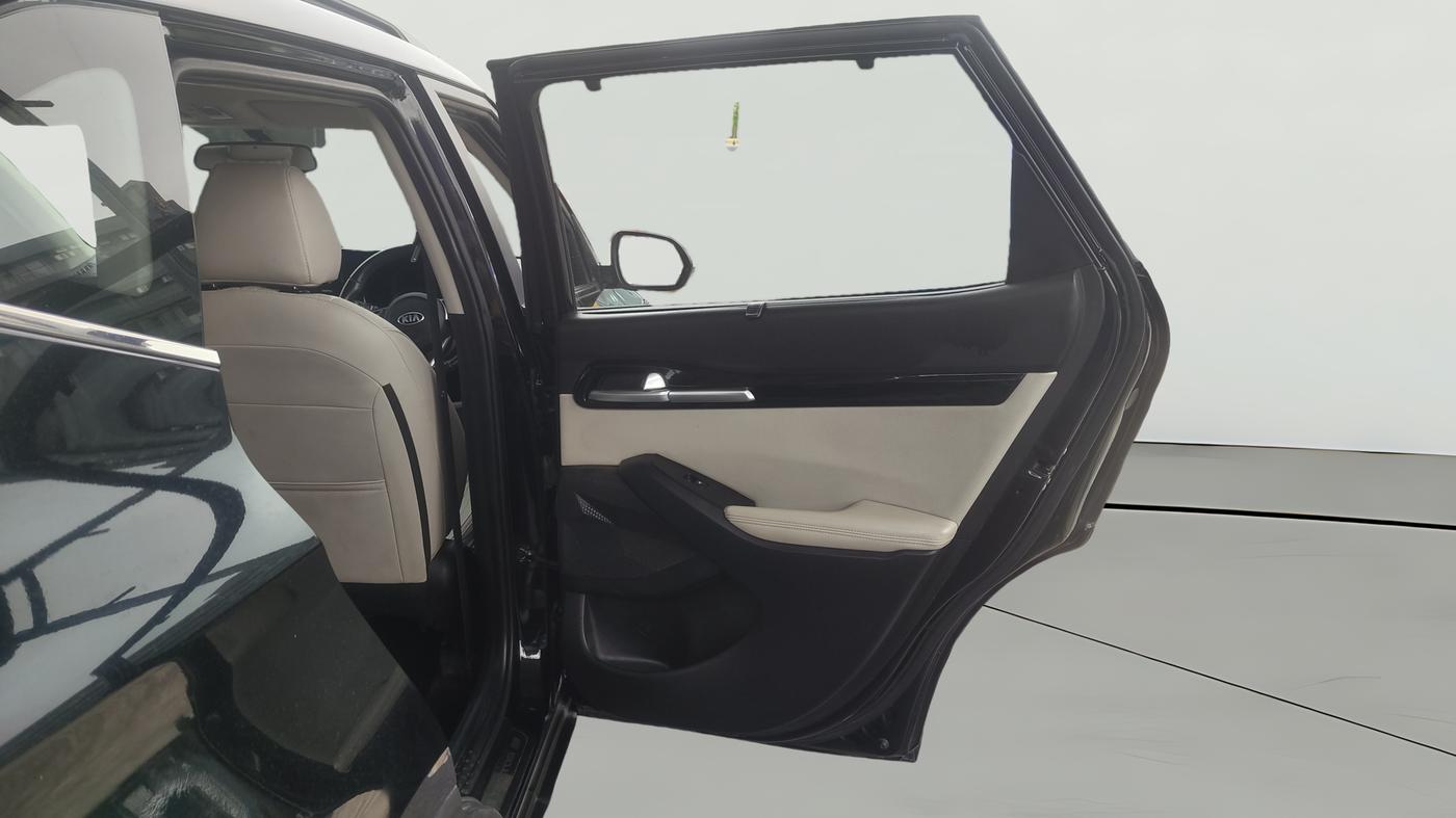 2021 KIA SELTOS HTX IVT 1.5 PETROL, Petrol, Automatic, 69,189 km, RHS Rear Door