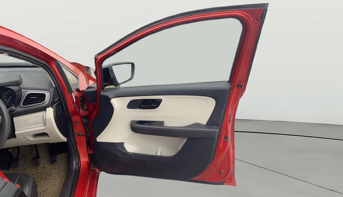 2022 Tata ALTROZ XE PETROL, Petrol, Manual, 22,656 km, RHS Front Door