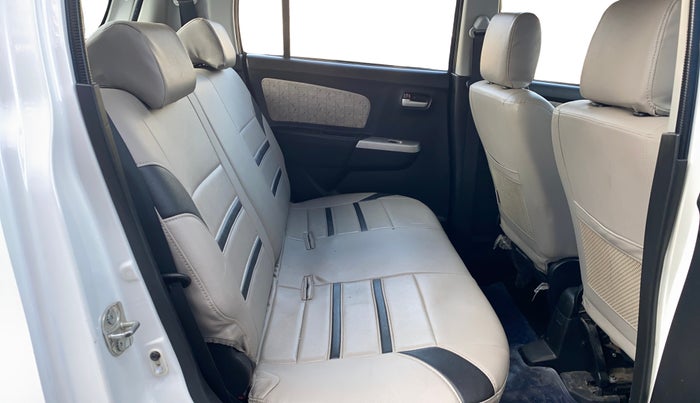 2016 Maruti Wagon R 1.0 VXI, Petrol, Manual, 59,341 km, Right Side Rear Door Cabin