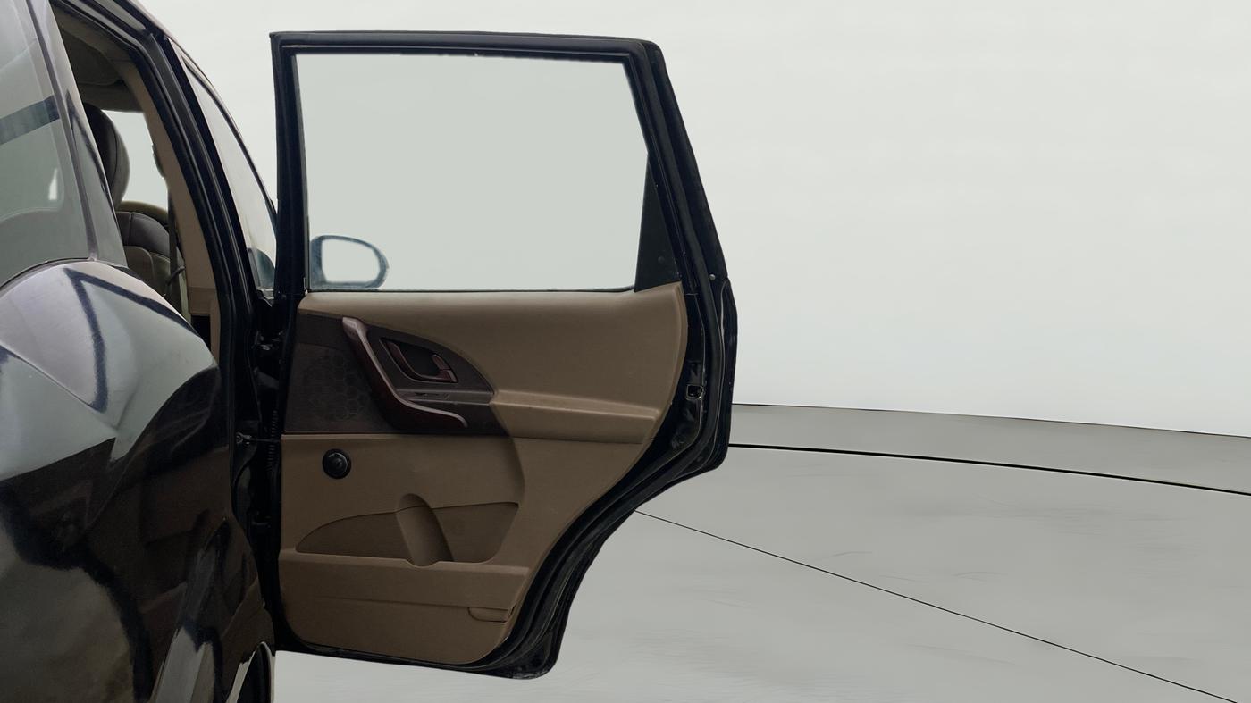 2014 Mahindra XUV500 W4, Diesel, Manual, 97,259 km, RHS Rear Door