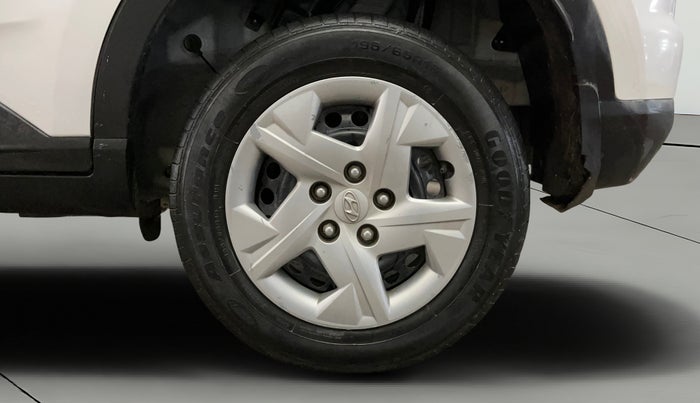 2021 Hyundai VENUE S 1.2, Petrol, Manual, 34,800 km, Left Rear Wheel