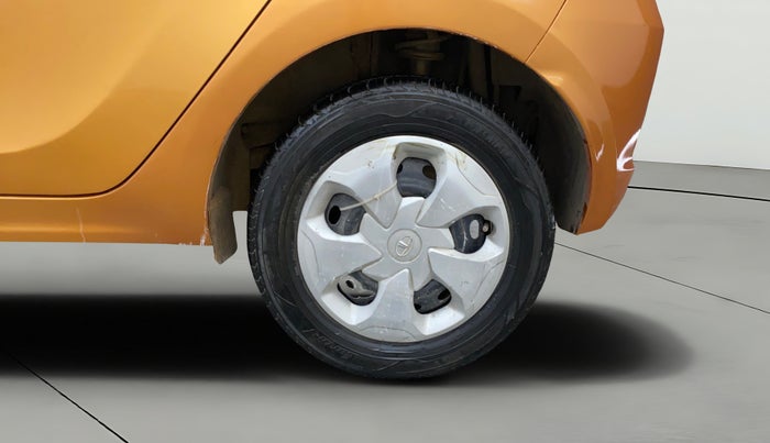 2016 Tata Tiago XT PETROL, Petrol, Manual, 81,746 km, Left Rear Wheel