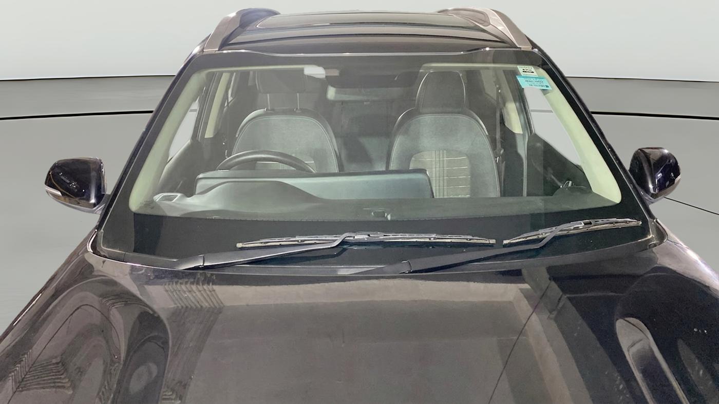 2025 KIA SONET HTK (O) 1.2 Petrol MT, Petrol, Manual, 6,210 km, Front Windshield