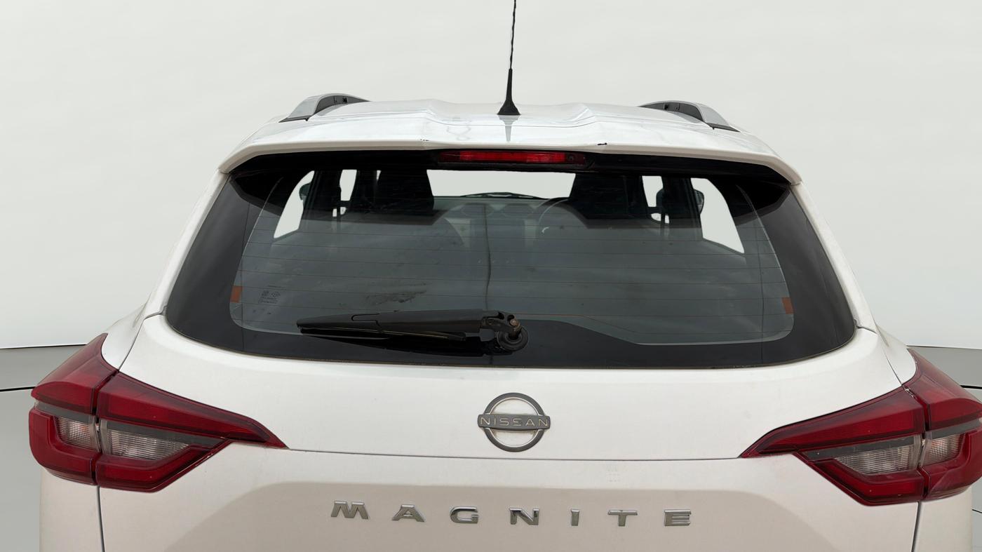 2022 Nissan MAGNITE XE, Petrol, Manual, 73,576 km, Rear Windshield
