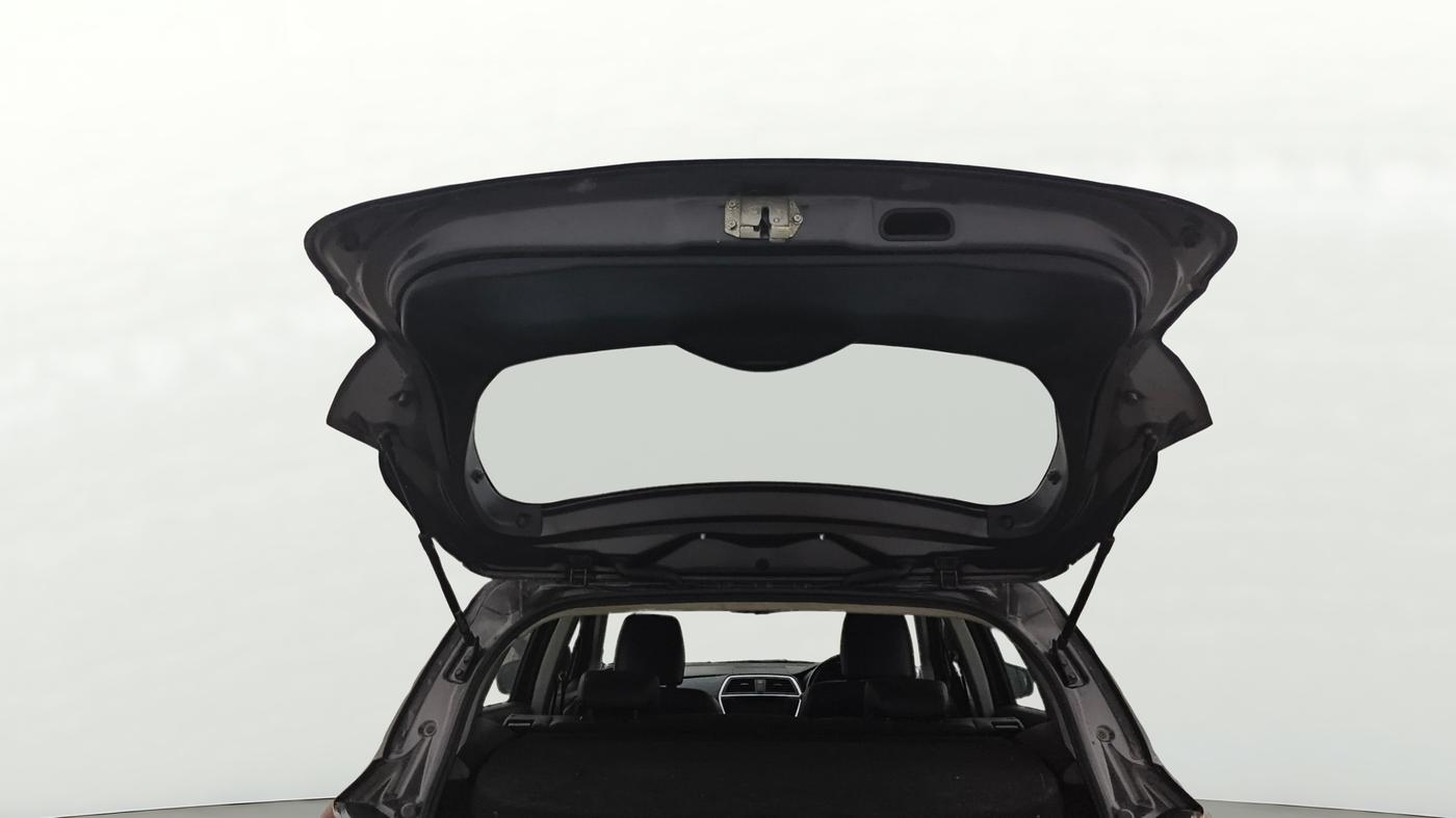 2015 Maruti S Cross ALPHA 1.6, Diesel, Manual, 54,852 km, Boot Door Open