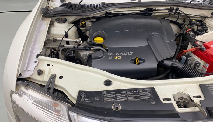 2014 Renault Duster 85 PS RXL DIESEL (OPT), Diesel, Manual, 80,636 km, Engine View - Right