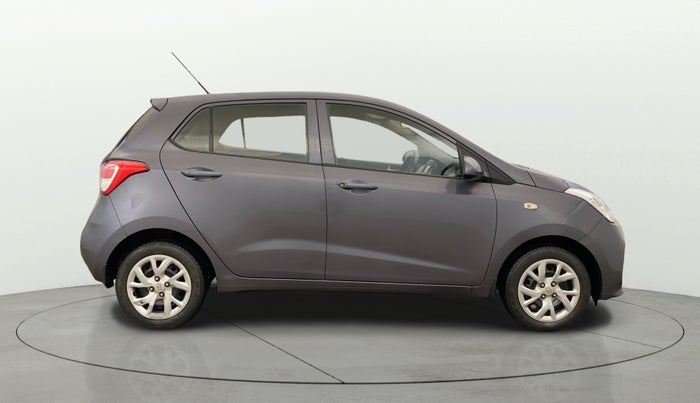 2017 Hyundai Grand i10 SPORTZ 1.2 KAPPA VTVT, Petrol, Manual, 23,550 km, Right Side View