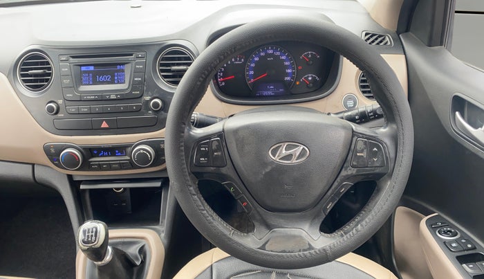 2015 Hyundai Xcent SX 1.2 (O), Petrol, Manual, 1,12,695 km, Steering Wheel Close Up