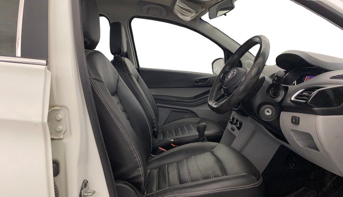 2023 Tata Tiago XT (O) PETROL, CNG, Manual, 24,427 km, Right Side Front Door Cabin