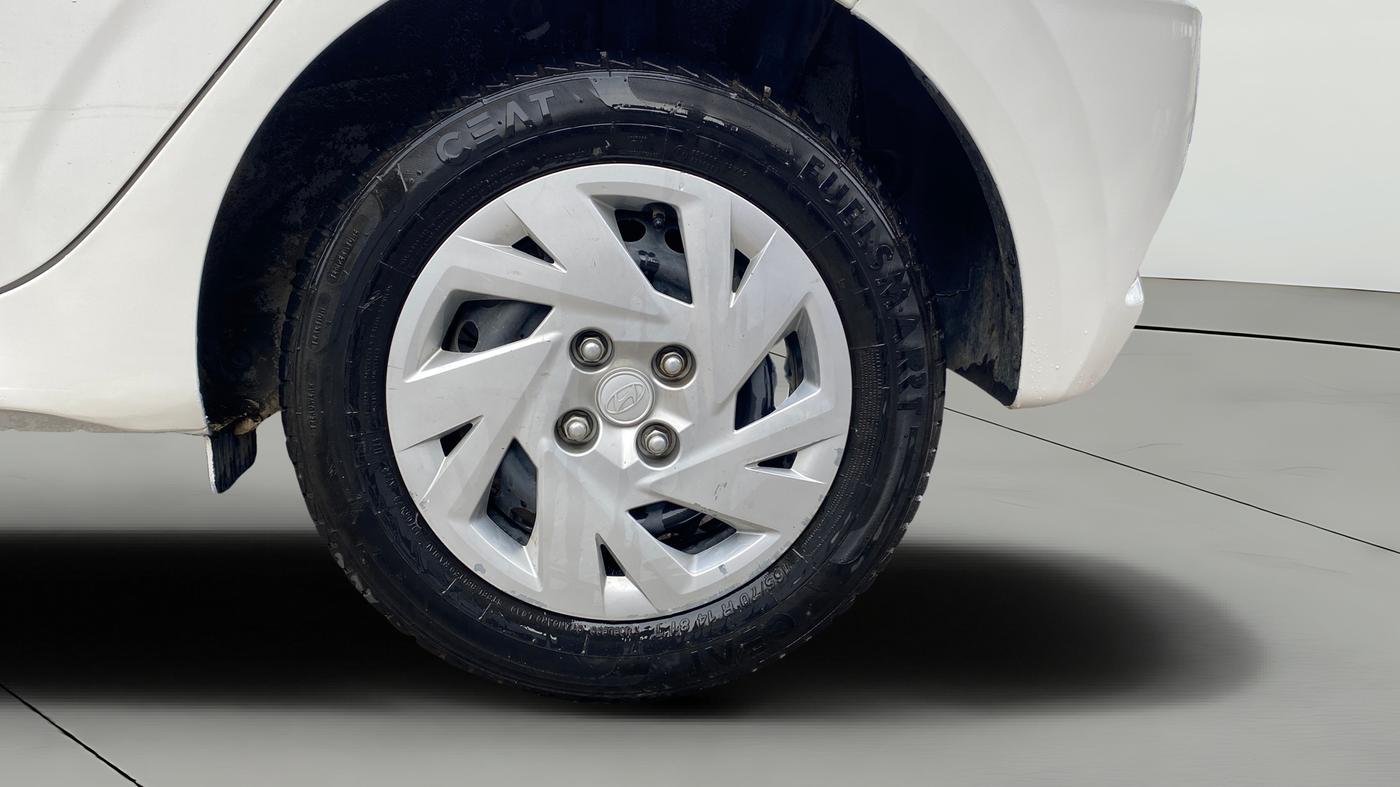 2024 Hyundai GRAND I10 NIOS MAGNA 1.2 KAPPA VTVT, Petrol, Manual, 27,083 km, Left Rear Wheel