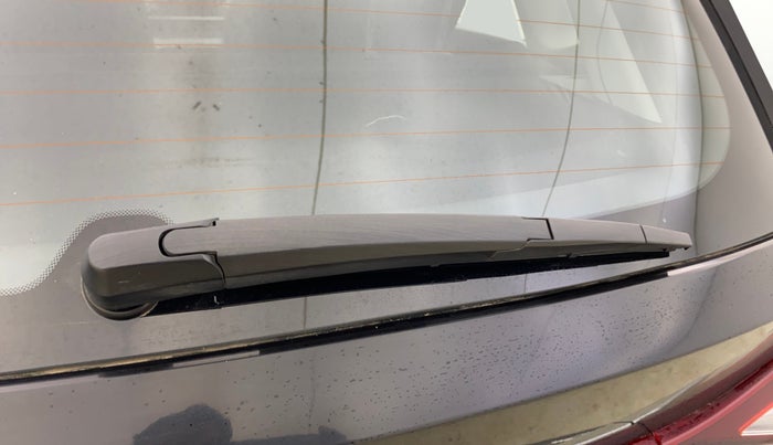 2022 Hyundai NEW I20 ASTA (O) 1.2 AT, Petrol, Automatic, 30,043 km, Rear Wiper