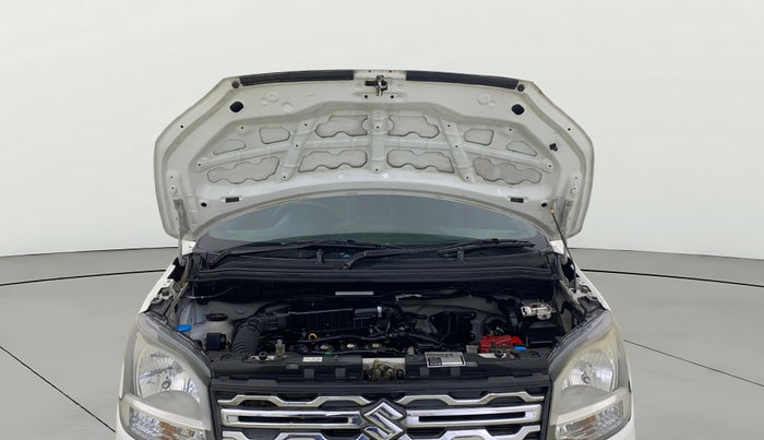 2019 Maruti New Wagon-R ZXI 1.2, CNG, Manual, 1,29,006 km, Open Bonet