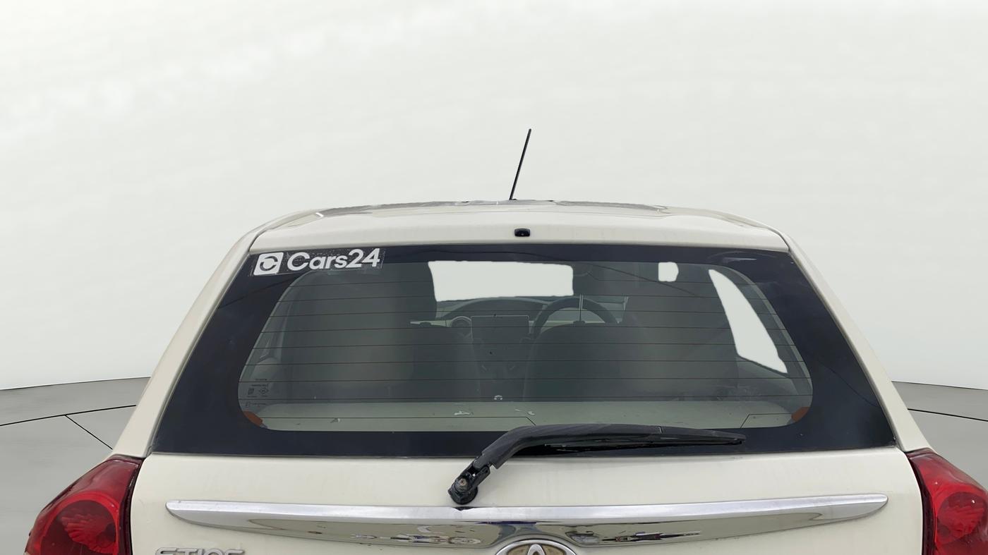 2015 Toyota Etios VX, Petrol, Manual, 1,02,473 km, Rear Windshield