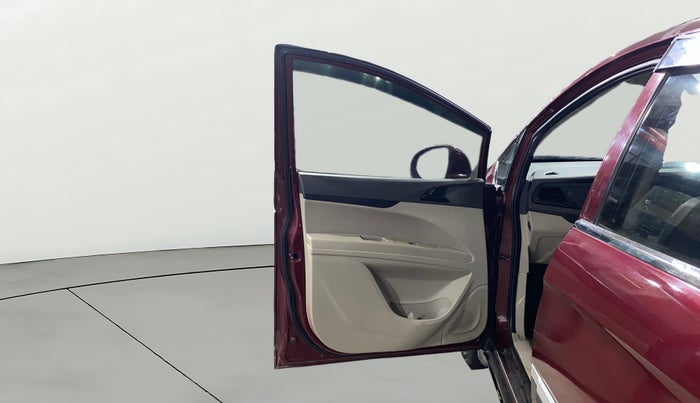2019 Mahindra MARAZZO M4 8 STR, Diesel, Manual, 87,903 km, LHS Front Door
