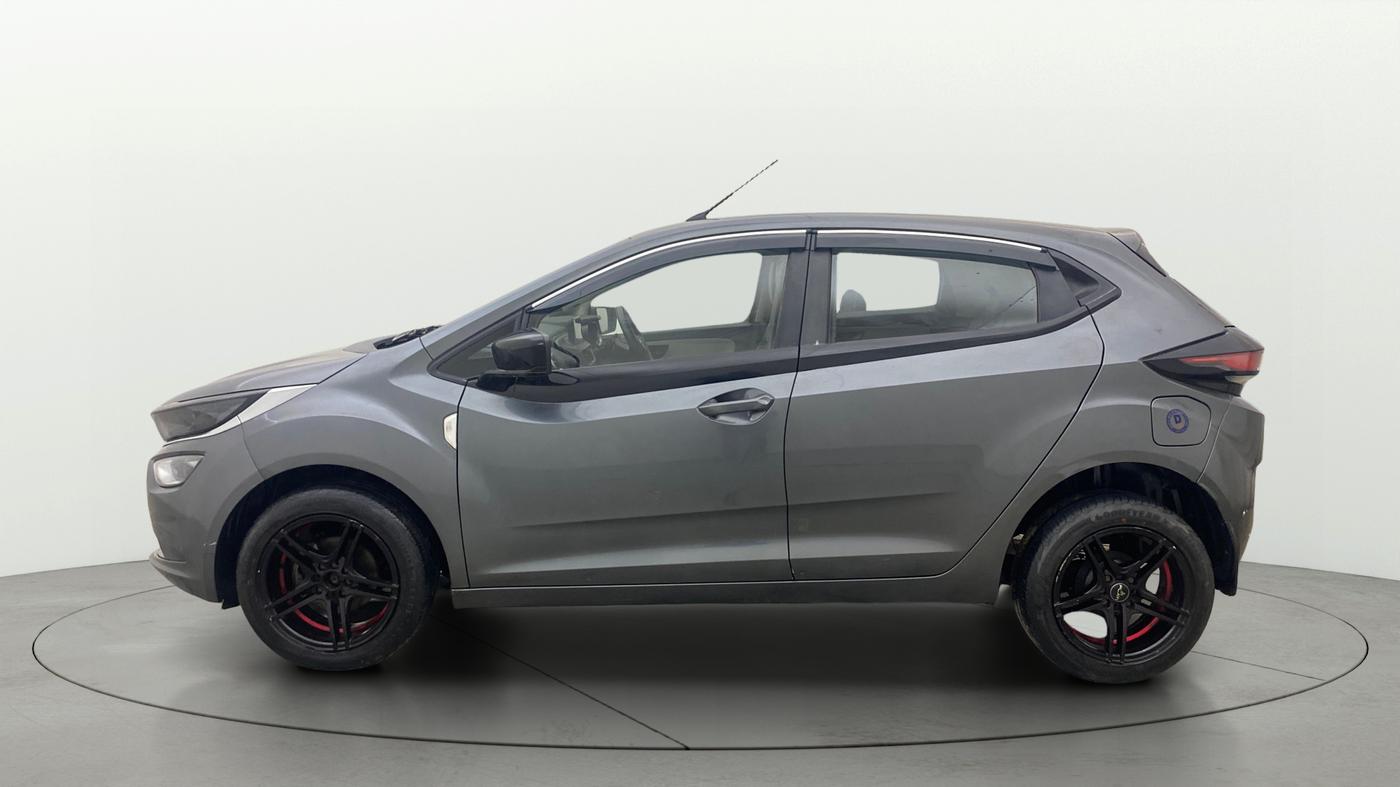 2022 Tata ALTROZ XT DIESEL, Diesel, Manual, 47,941 km, Left Side
