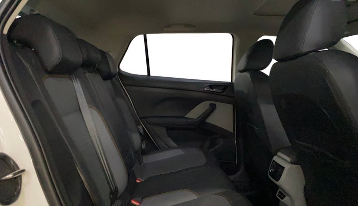 2022 Skoda KUSHAQ STYLE 1.0L TSI AT, Petrol, Automatic, 19,005 km, Right Side Rear Door Cabin