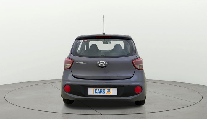 2018 Hyundai Grand i10 MAGNA 1.2 KAPPA VTVT, CNG, Manual, 1,32,621 km, Back/Rear