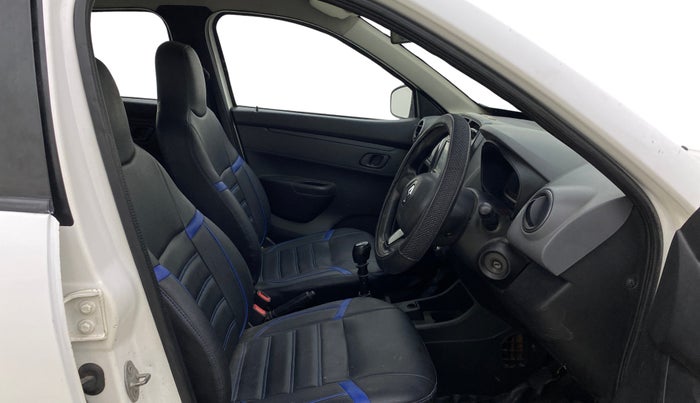 2018 Renault Kwid RXT 1.0 (O), CNG, Manual, 71,954 km, Right Side Front Door Cabin