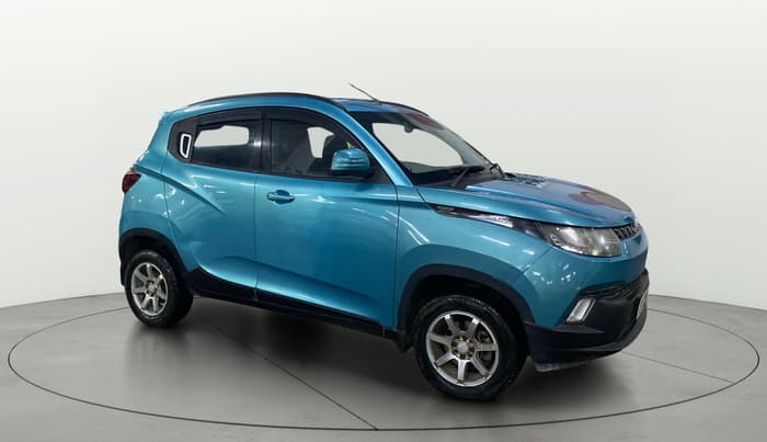 2015 Mahindra Kuv100 K8 6 STR, Petrol, Manual, 33,787 km, Right Front Diagonal