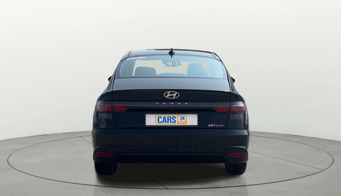 2023 Hyundai Verna SX (O) 1.5 TURBO PETROL DCT, Petrol, Automatic, 40,479 km, Back/Rear