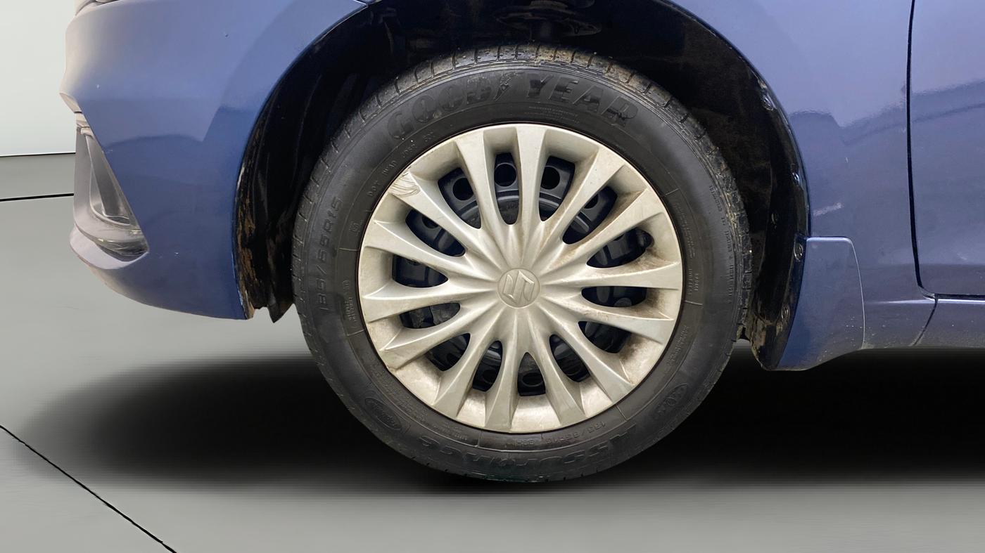 2022 Maruti Ciaz SIGMA 1.5 SHVS MT  PETROL, Petrol, Manual, 44,398 km, Left Front Wheel