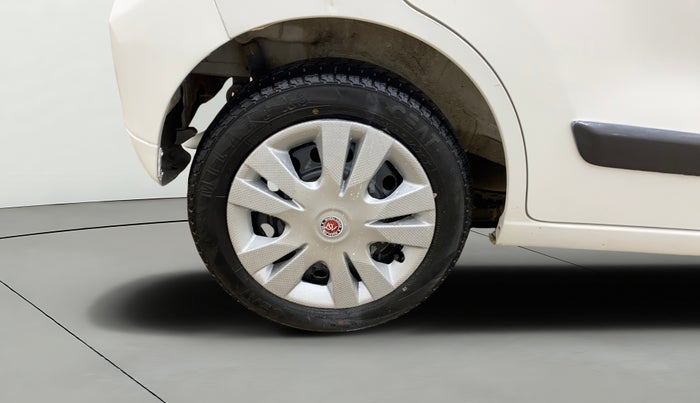 2014 Maruti Wagon R 1.0 VXI, CNG, Manual, 61,557 km, Right Rear Wheel