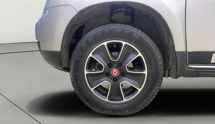 2017 Renault Duster RXS CVT, Petrol, Automatic, 1,09,289 km, Left Front Wheel