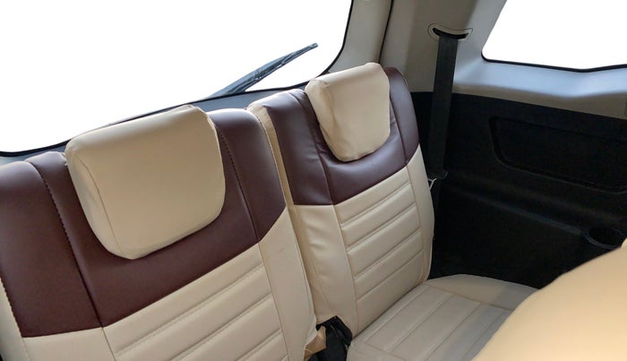 2019 Mahindra XUV500 W9, Diesel, Manual, 56,437 km, Third Seat Row ( optional )