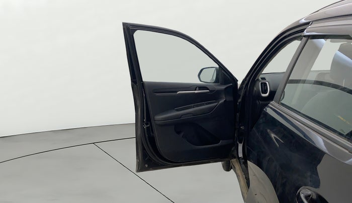 2024 KIA SONET HTE (O) 1.2 Petrol MT, Petrol, Manual, 4,952 km, LHS Front Door