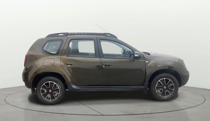 2018 Renault Duster 85 PS RXS MT DIESEL, Diesel, Manual, 1,28,228 km, Right Side View