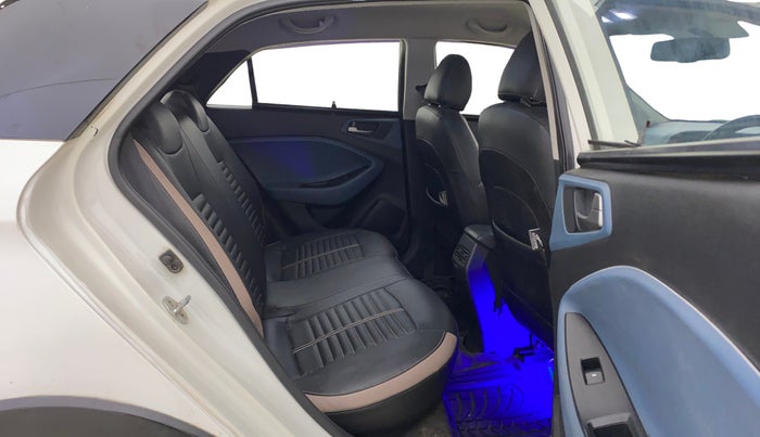 2015 Hyundai i20 Active 1.2 S, Petrol, Manual, 66,054 km, Right Side Rear Door Cabin