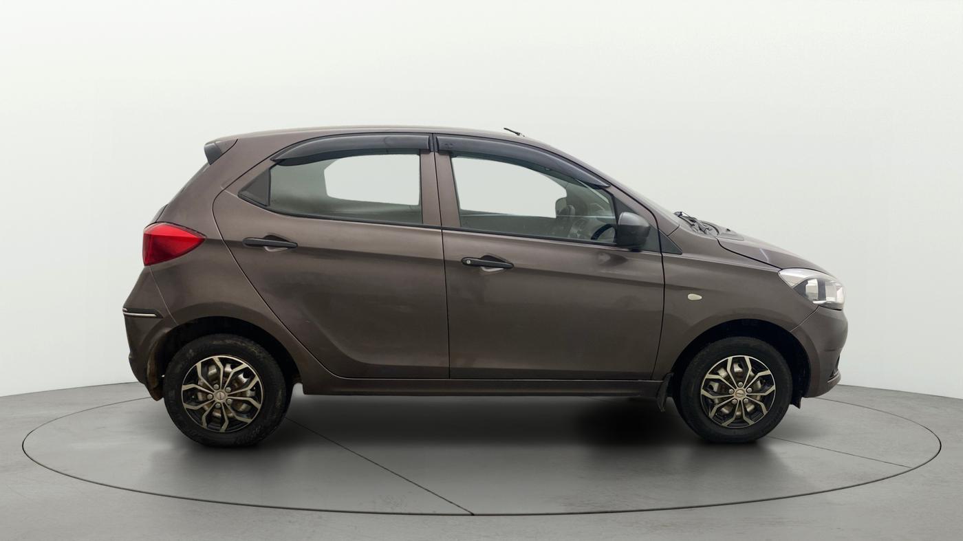 2019 Tata Tiago XE PETROL, Petrol, Manual, 71,183 km, Right Side View