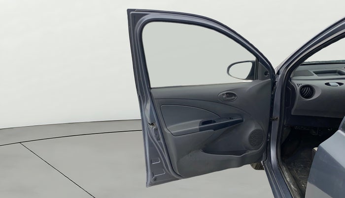 2013 Toyota Etios Liva G, Petrol, Manual, 76,853 km, LHS Front Door